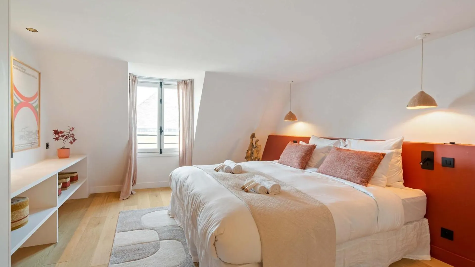 Spacious & Luxurious Apartment Paris