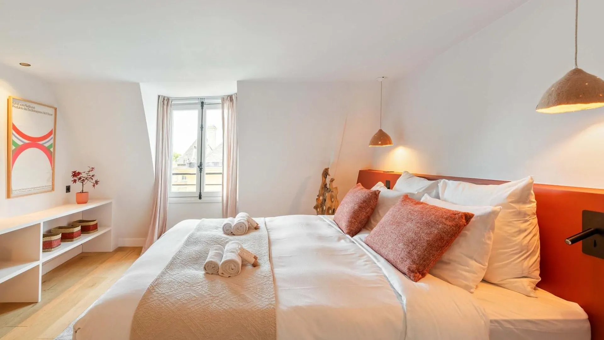 Spacious & Luxurious Apartment Paris