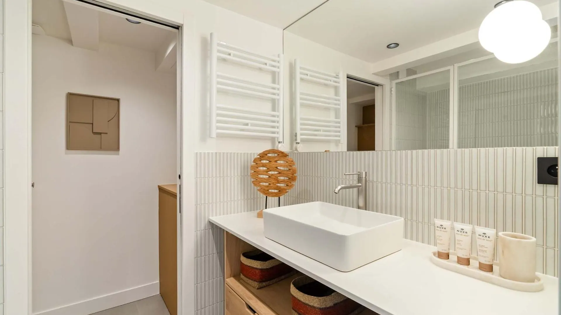 Spacious & Luxurious Apartment Paris França