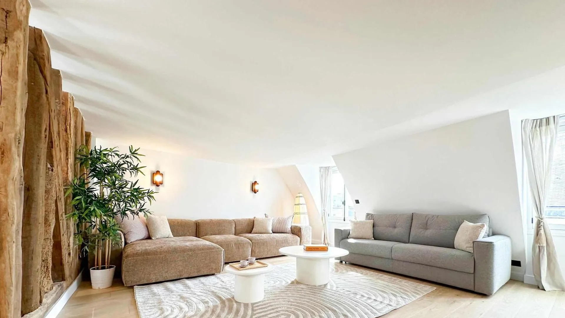 Spacious & Luxurious Apartment Paris