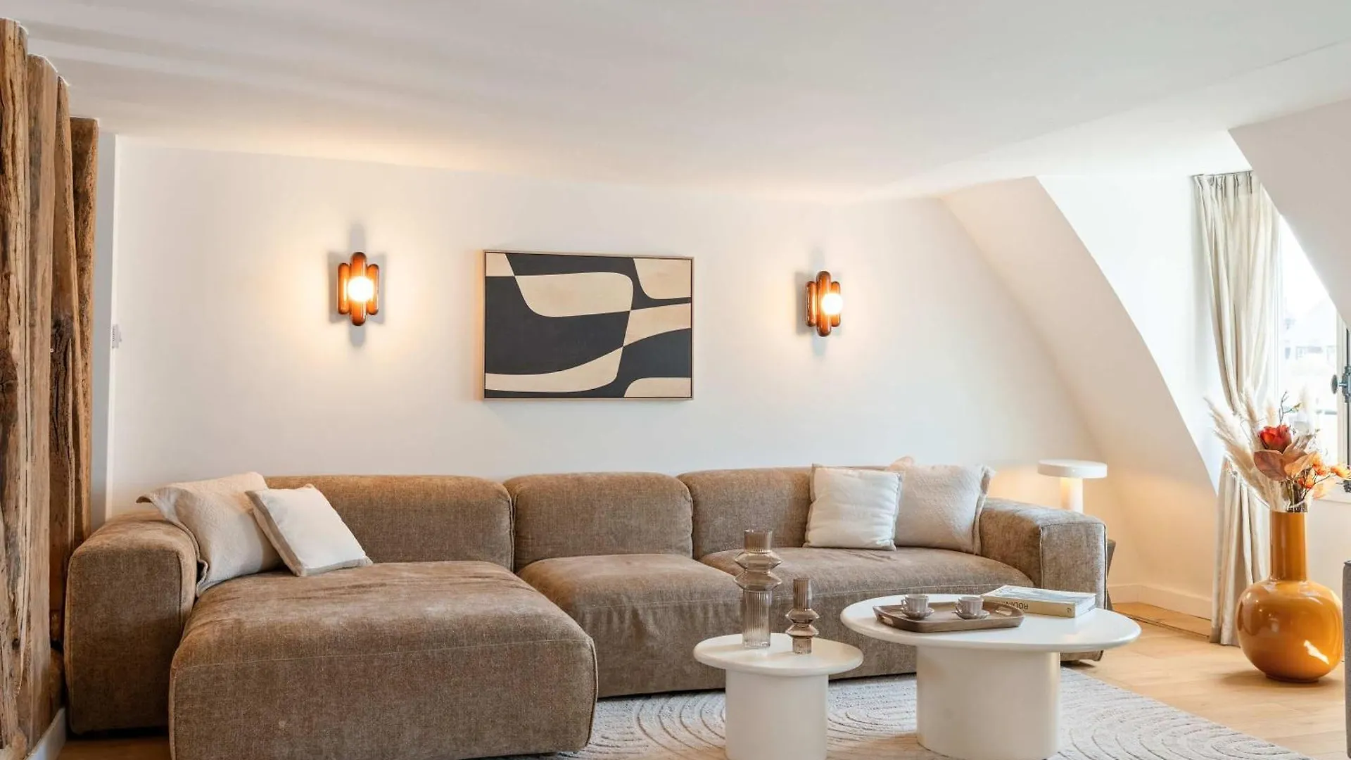 Spacious & Luxurious Apartment Paris