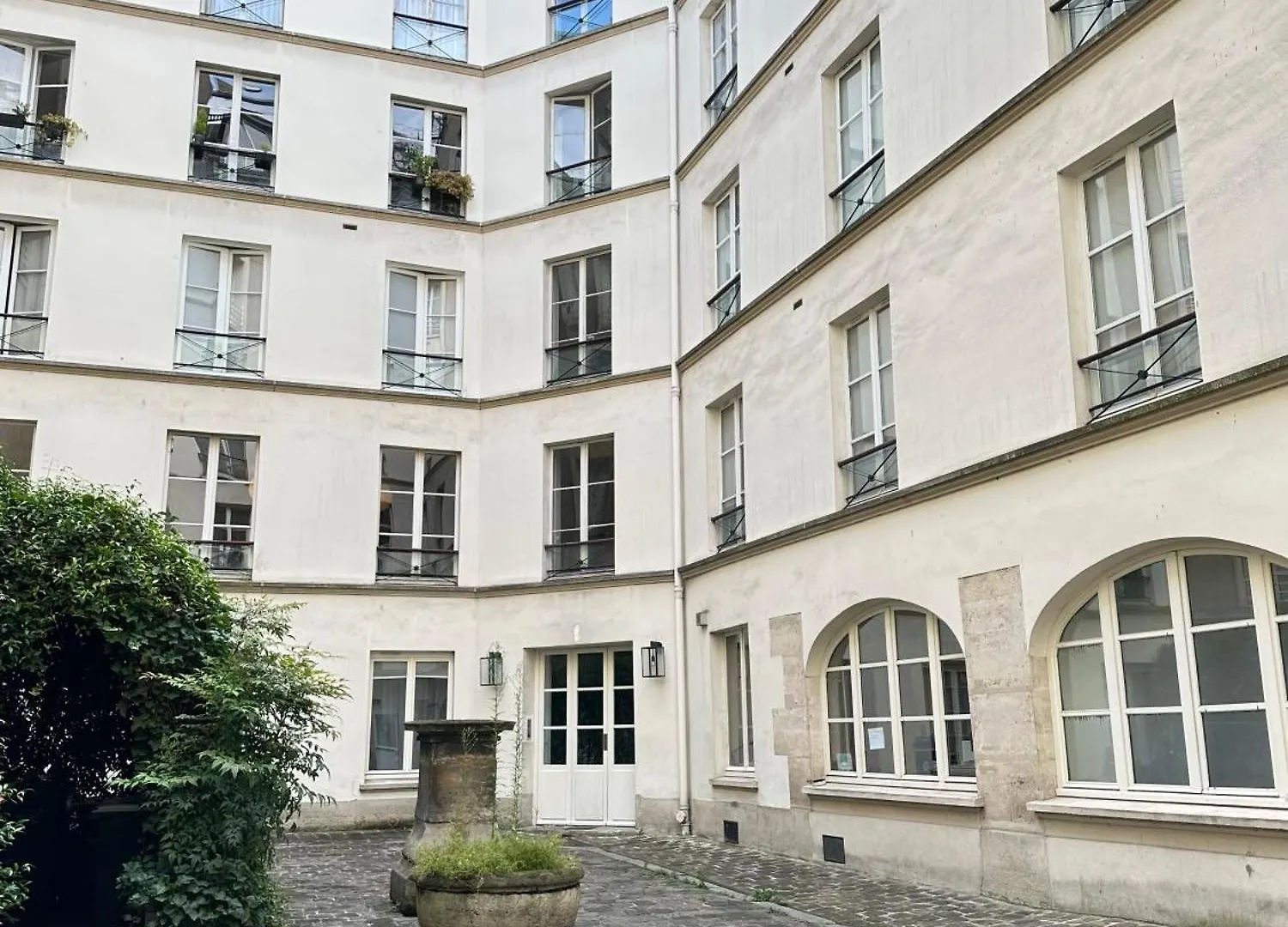 Spacious & Luxurious Apartment Paris 0*,