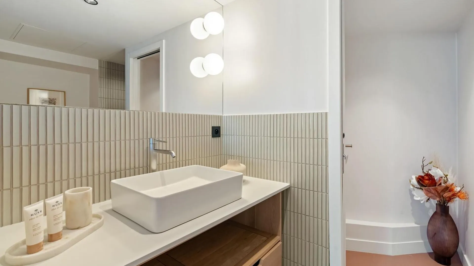 Spacious & Luxurious Apartment Paris 0*,  France