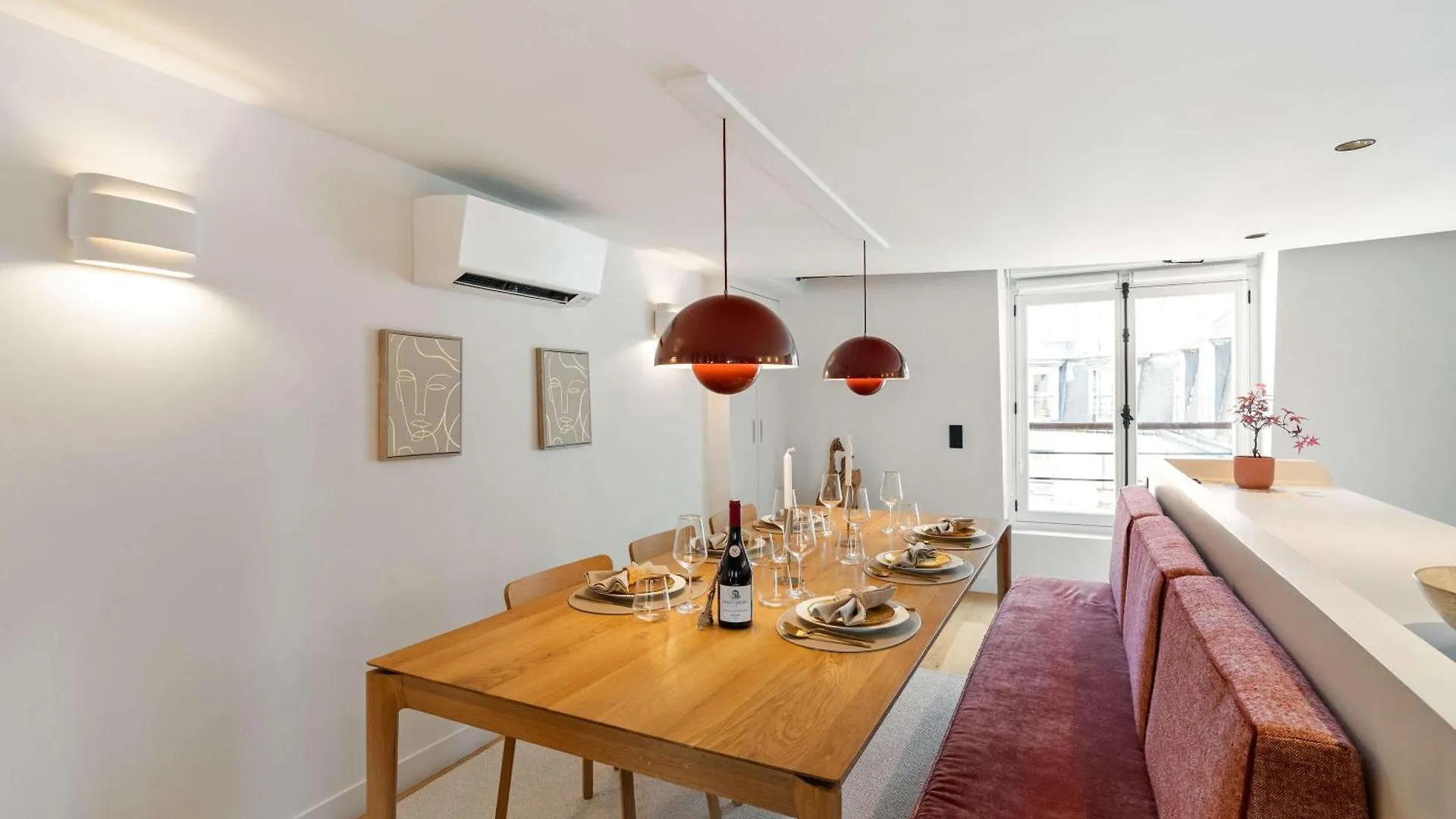 Spacious & Luxurious Apartment Paris France